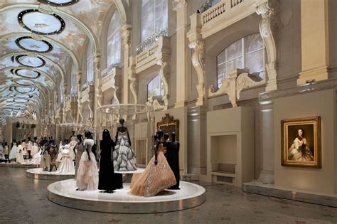 location sfilate dior museo